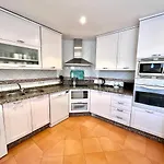 Spacious Golden Mile Townhouse